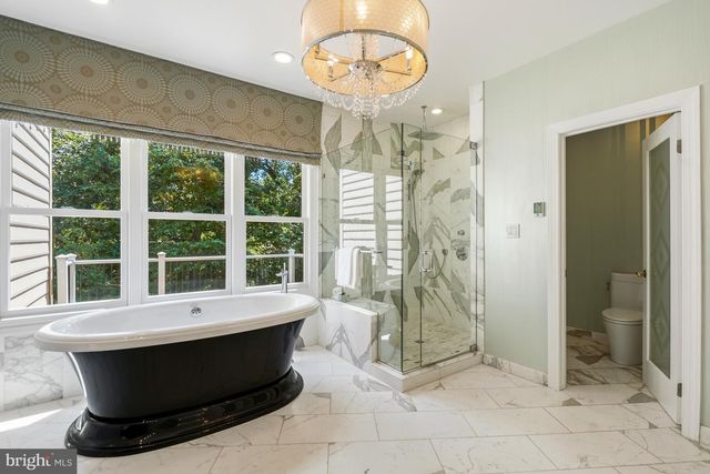 11123 POTOMAC CREST DR, Potomac, MD 20854