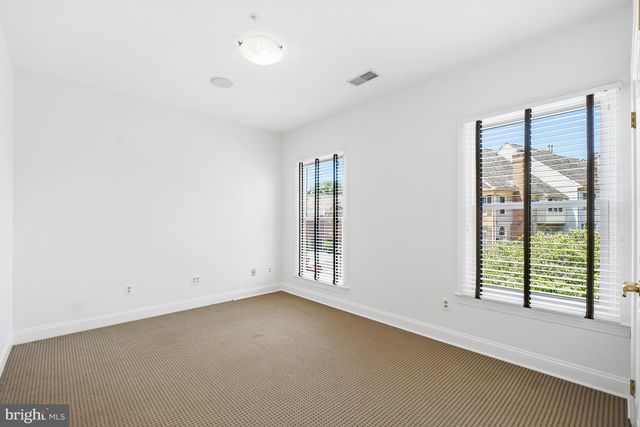11123 POTOMAC CREST DR, Potomac, MD 20854