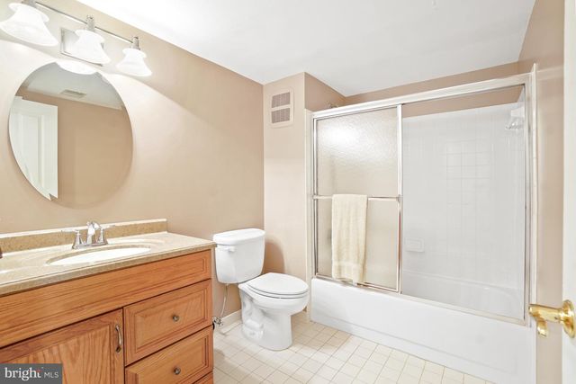 11123 POTOMAC CREST DR, Potomac, MD 20854