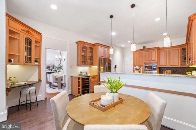 11123 POTOMAC CREST DR, Potomac, MD 20854