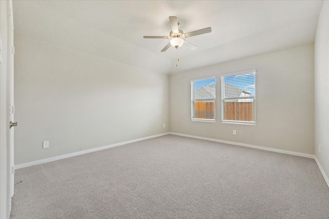 2229 Mustang Way, Seagoville, TX 75159