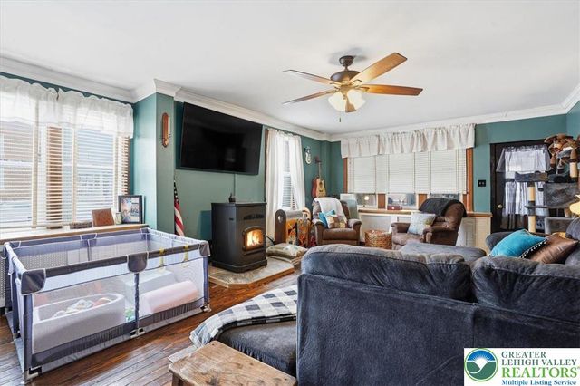 405 East Landis Street, Coopersburg Boro, PA 18036