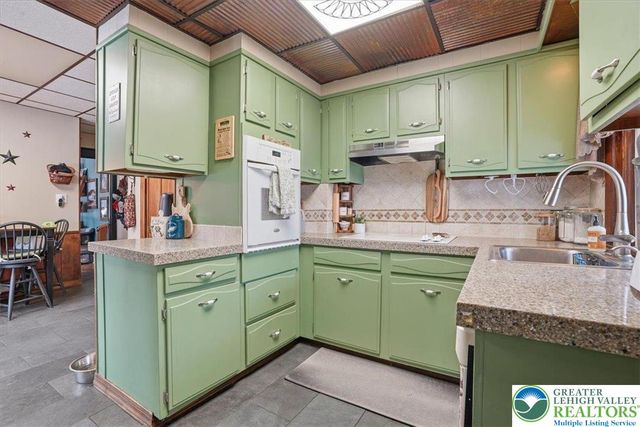 405 East Landis Street, Coopersburg Boro, PA 18036