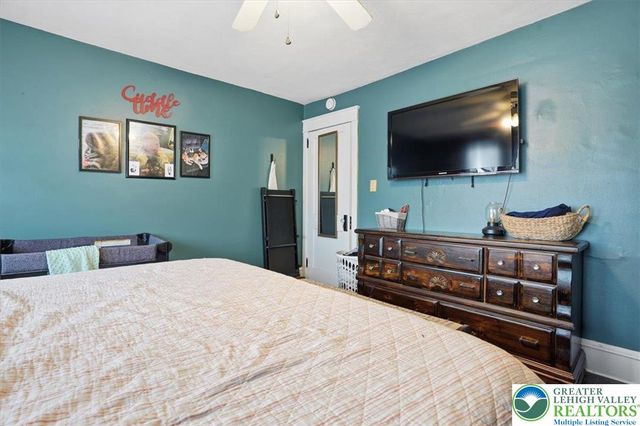 405 East Landis Street, Coopersburg Boro, PA 18036