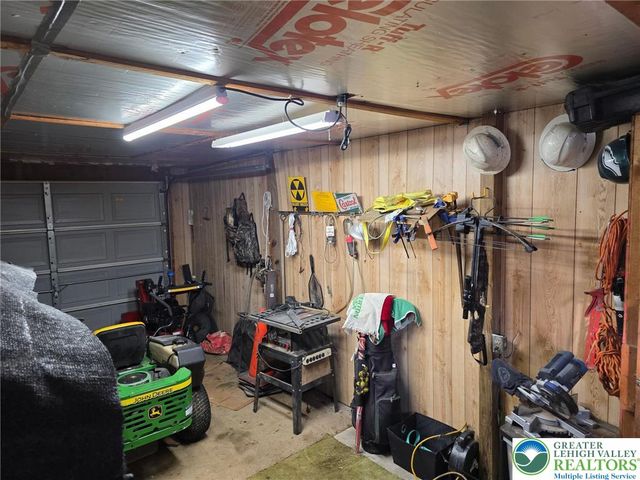 405 East Landis Street, Coopersburg Boro, PA 18036