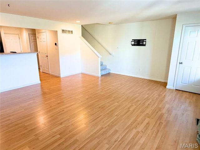 223 Countryshire Drive, Lake St Louis, MO 63367