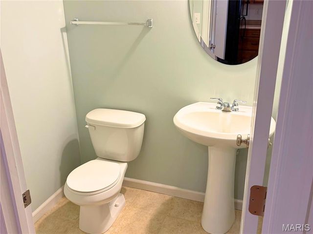 223 Countryshire Drive, Lake St Louis, MO 63367