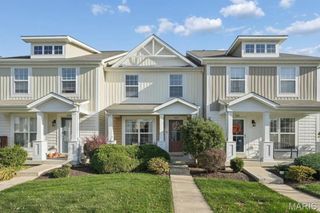 223 Countryshire Drive, Lake St Louis, MO 63367