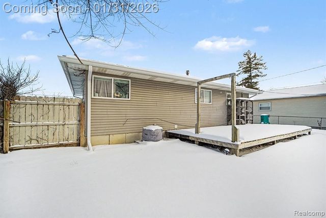 340 Woodlawn Avenue, Ypsilanti, MI 48198