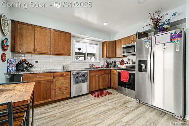 340 Woodlawn Avenue, Ypsilanti, MI 48198