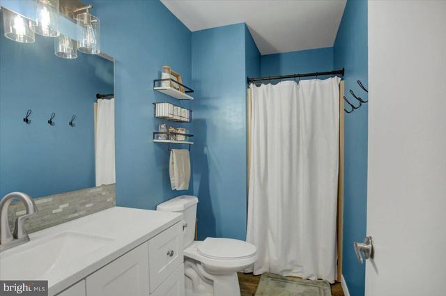 16726 BROADFORDING RD, Hagerstown, MD 21740