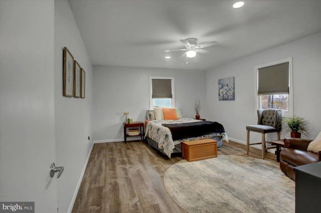 16726 BROADFORDING RD, Hagerstown, MD 21740
