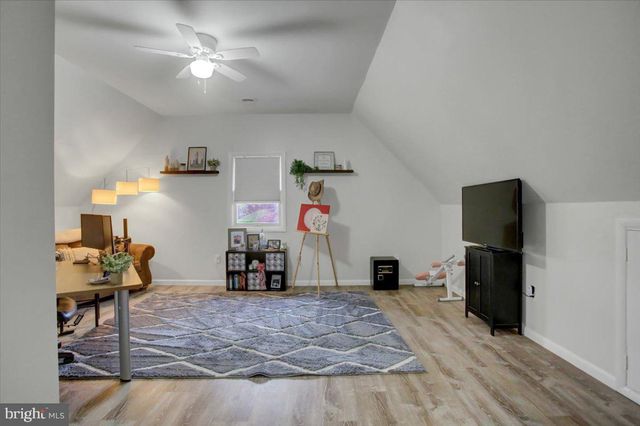 16726 BROADFORDING RD, Hagerstown, MD 21740