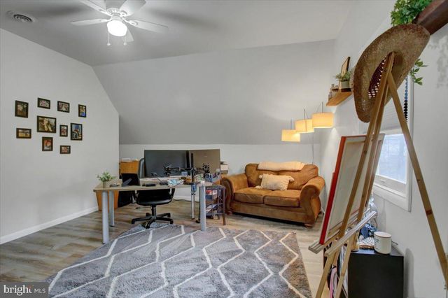 16726 BROADFORDING RD, Hagerstown, MD 21740