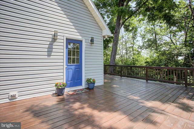 16726 BROADFORDING RD, Hagerstown, MD 21740