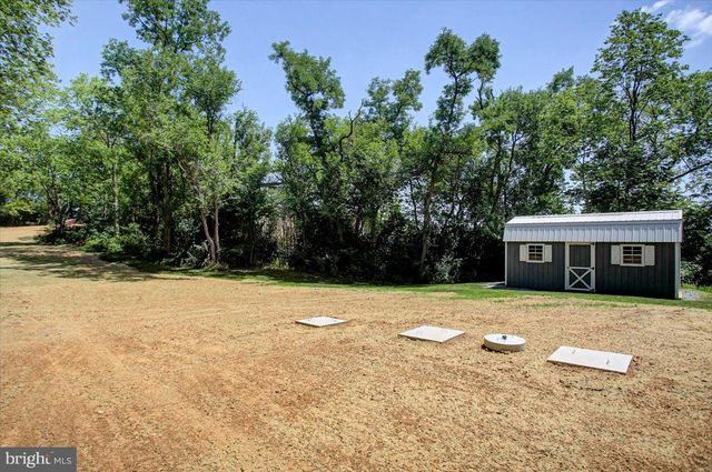 16726 BROADFORDING RD, Hagerstown, MD 21740