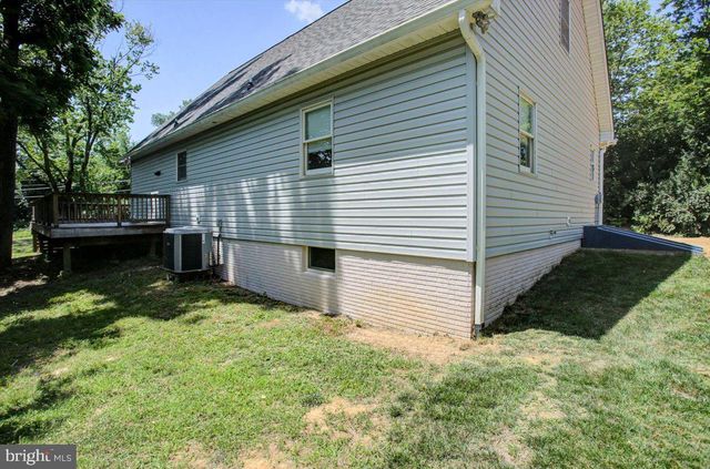 16726 BROADFORDING RD, Hagerstown, MD 21740