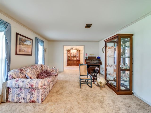 207 Shady Nook Lane, Friendswood, TX 77546