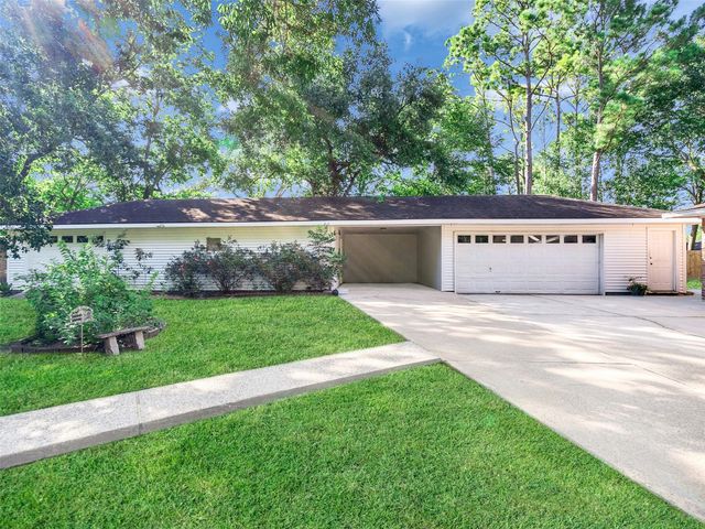 207 Shady Nook Lane, Friendswood, TX 77546