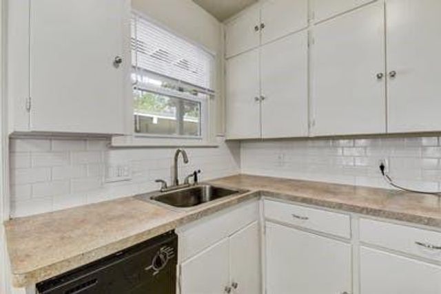 3416 Robinson Ave, Austin, TX 78722