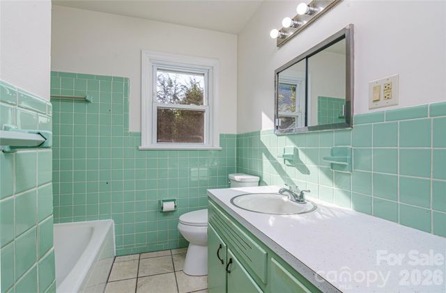 32 Kathy Drive, Waynesville, NC 28786