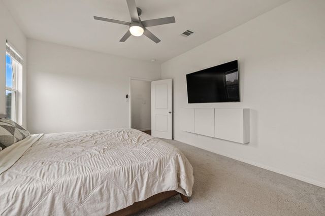 1006 Waterbuck CV, Hutto, TX 78634