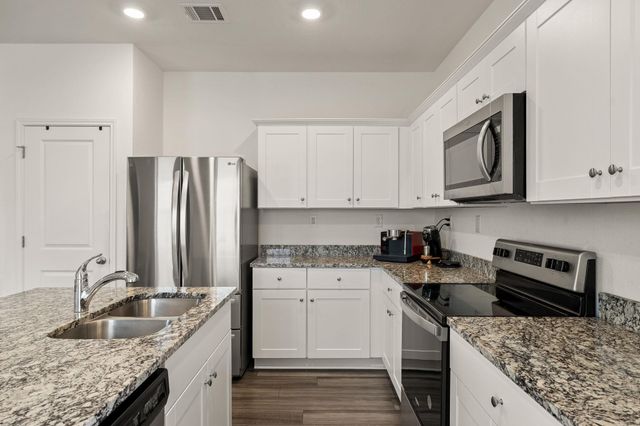1006 Waterbuck CV, Hutto, TX 78634