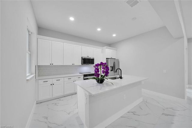 724 Giorgio AVE S, Lehigh Acres, FL 33974