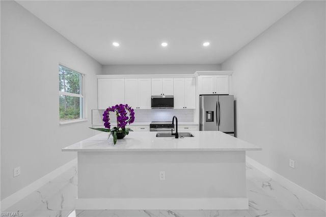 724 Giorgio AVE S, Lehigh Acres, FL 33974