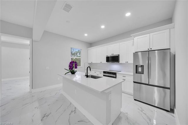 724 Giorgio AVE S, Lehigh Acres, FL 33974