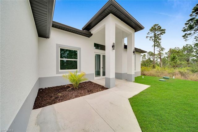 724 Giorgio AVE S, Lehigh Acres, FL 33974