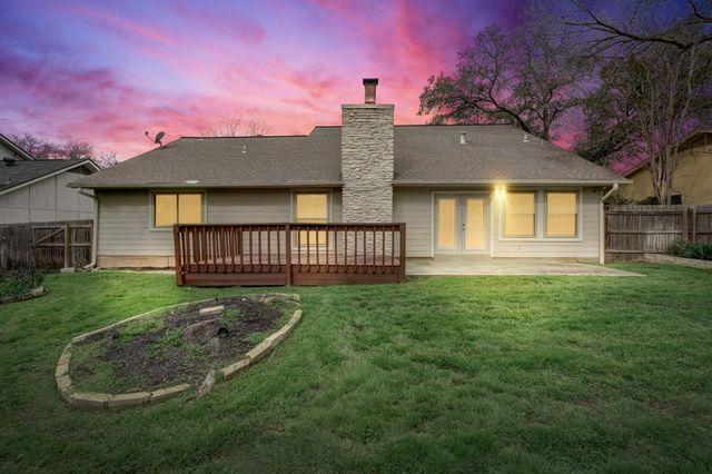 8001 Manassas DR, Austin, TX 78745