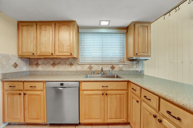 8001 Manassas DR, Austin, TX 78745