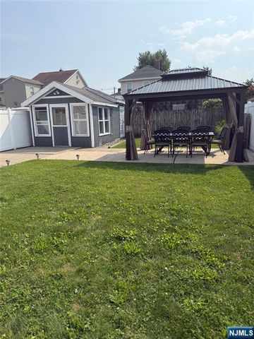 508 3rd Avenue 2, Lyndhurst, NJ 07071
