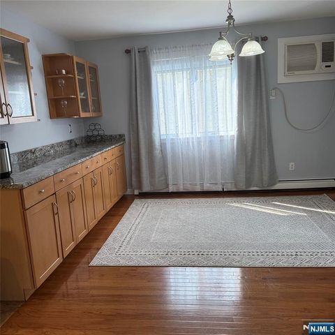 508 3rd Avenue 2, Lyndhurst, NJ 07071