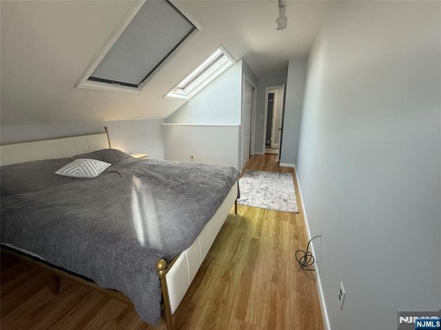 508 3rd Avenue 2, Lyndhurst, NJ 07071