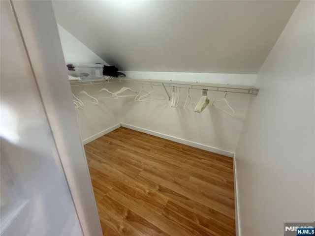 508 3rd Avenue 2, Lyndhurst, NJ 07071