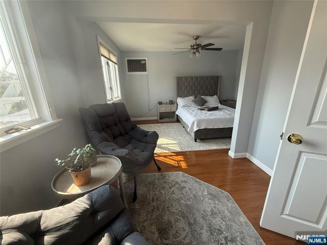 508 3rd Avenue 2, Lyndhurst, NJ 07071