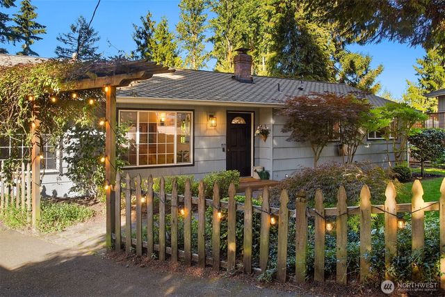 22613 78th Place W, Edmonds, WA 98026