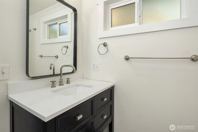 22613 78th Place W, Edmonds, WA 98026
