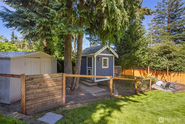 22613 78th Place W, Edmonds, WA 98026