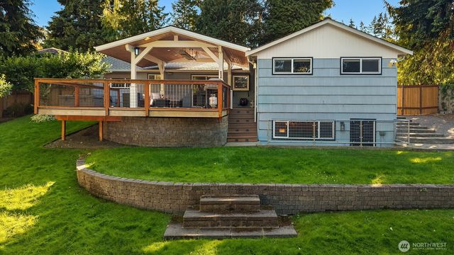 22613 78th Place W, Edmonds, WA 98026