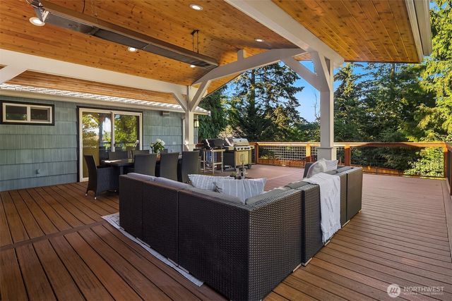 22613 78th Place W, Edmonds, WA 98026