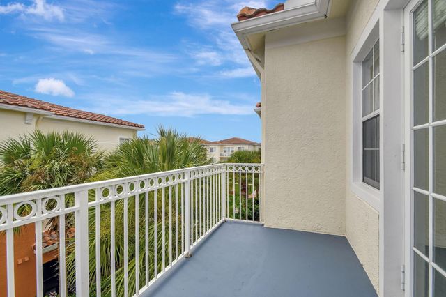 9873 Baywinds Drive 5302, West Palm Beach, FL 33411