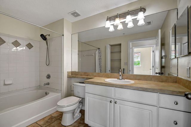 9873 Baywinds Drive 5302, West Palm Beach, FL 33411