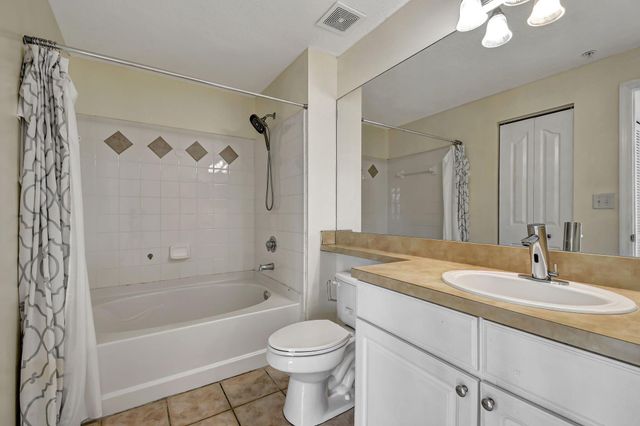 9873 Baywinds Drive 5302, West Palm Beach, FL 33411