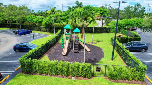 9873 Baywinds Drive 5302, West Palm Beach, FL 33411