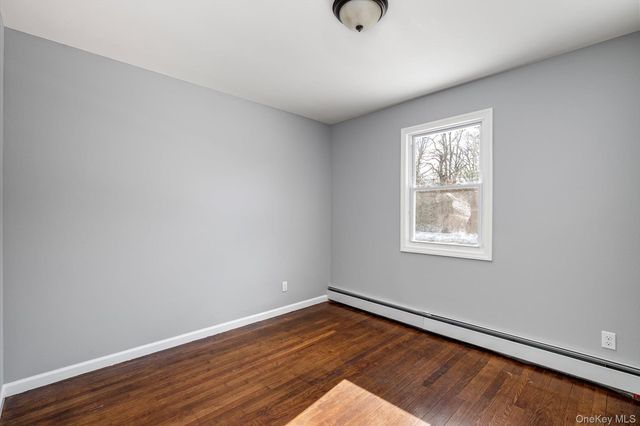 93 Garfield Boulevard, Farmingdale, NY 11735