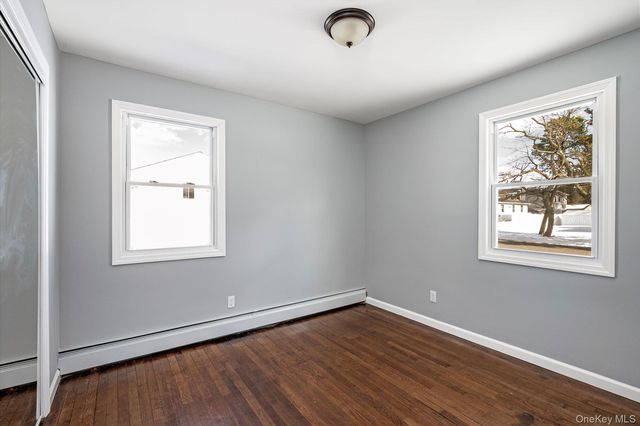 93 Garfield Boulevard, Farmingdale, NY 11735