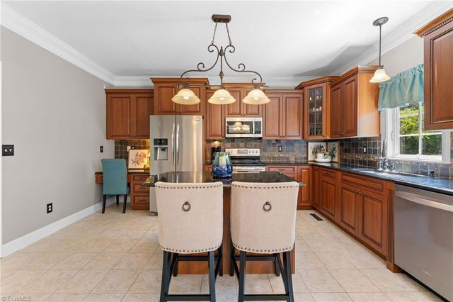 220 Lake Dale Court, Clemmons, NC 27012